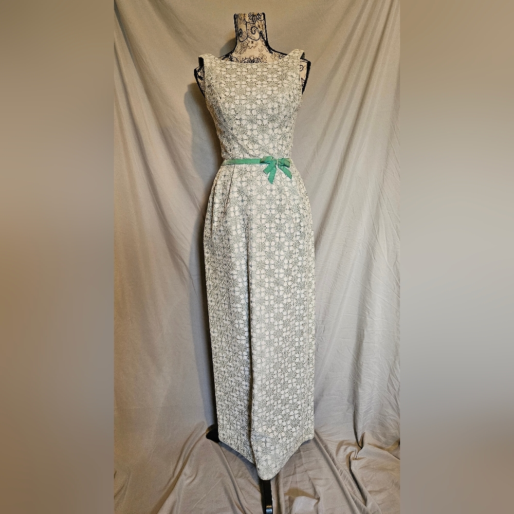 1960s ILGWU Sleeveless Aquamarine Gown